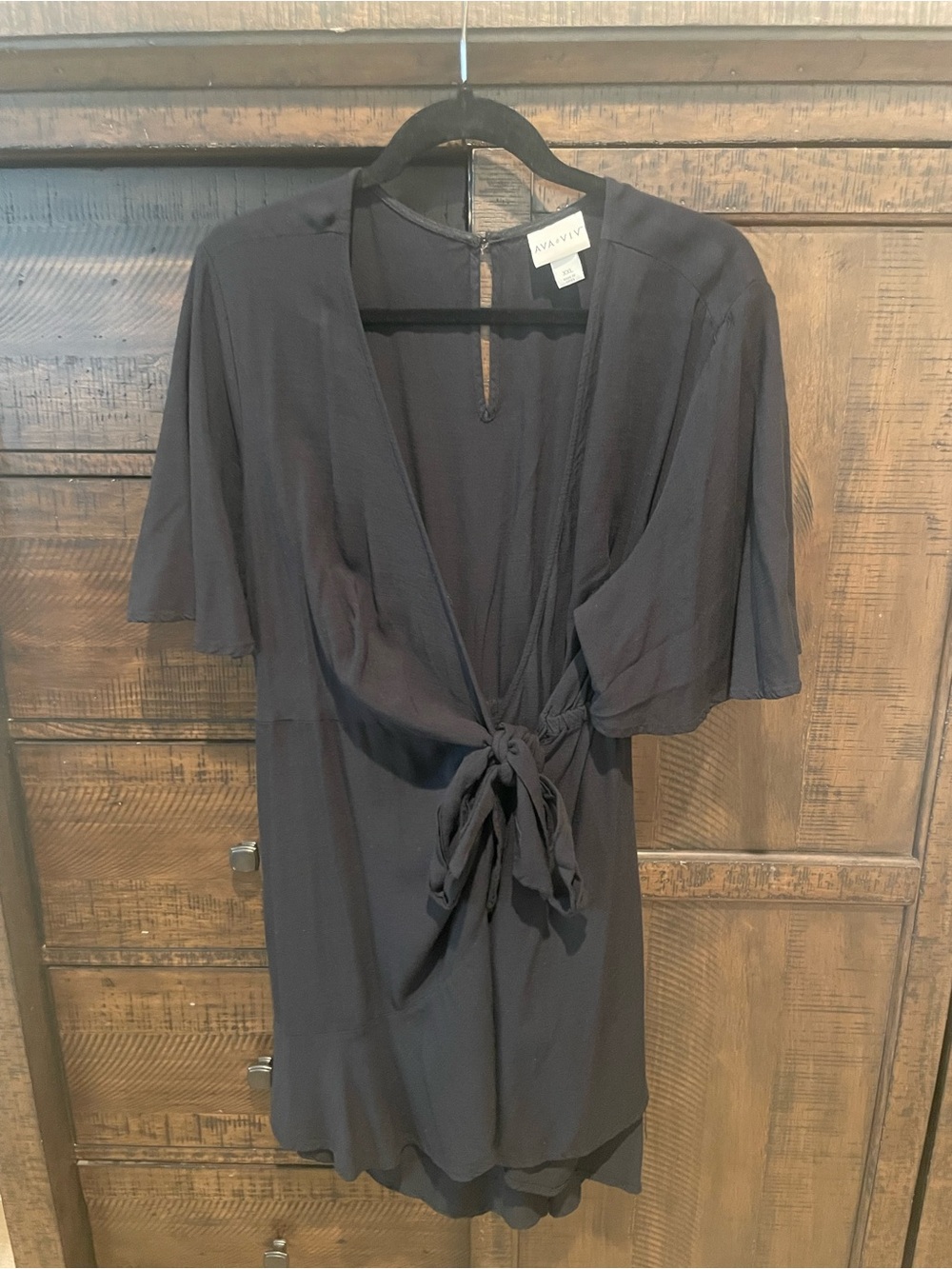 Ava & Viv Black Tie-Front Flutter Sleeve Chemise